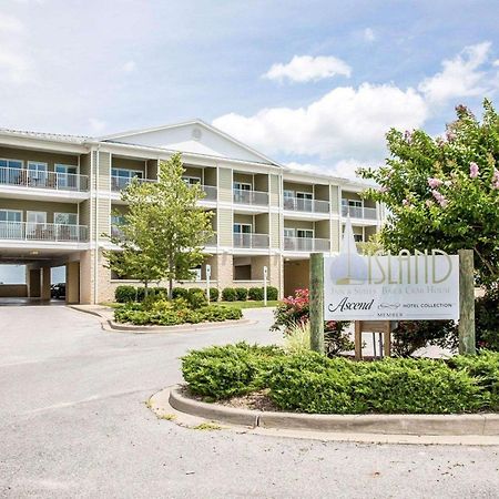Island Inn & Suites, Ascend Hotel Collection Piney Point Exterior foto